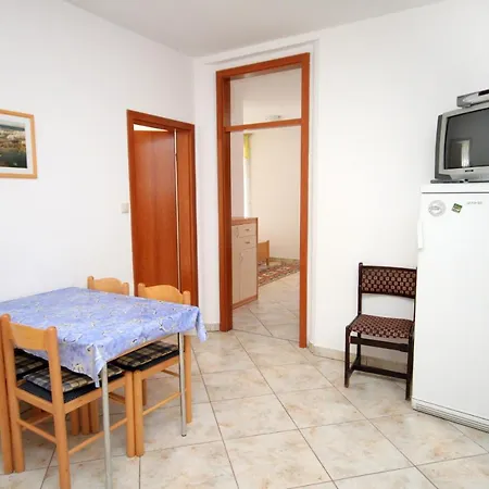 With A Parking Space Baska, Krk - 5444 * バスカ