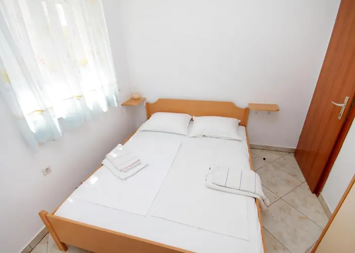 With A Parking Space Baska, Krk - 5444 Lejlighed