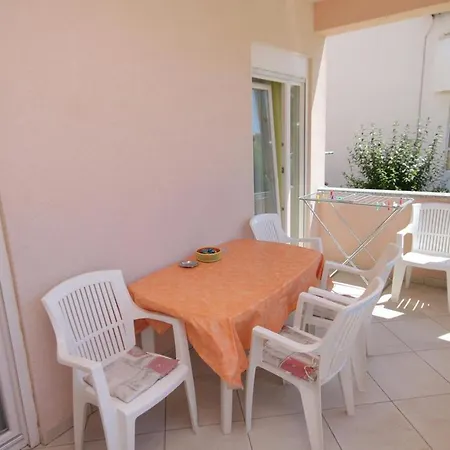 With A Parking Space Baska, Krk - 5444 Διαμέρισμα *